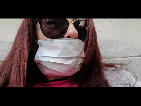 ❤️ Nicoletta yn dial ar ei chymydog ac yn pees yn ei garej (Cwarantîn Eidalaidd Arbennig Covid19) ️❌ Sluts wrthon ni ❤
