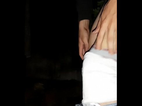 ❤️ Neidiodd fy nghymydog ar fy wal cwarantîn ️❌  Sluts wrthon ni ❤