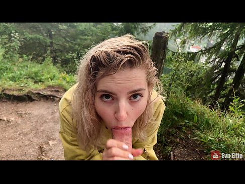 ❤️ Merch yn llyncu cum ar ôl blowjob cyhoeddus - Eva Elfi ️❌  Sluts wrthon ni ❤